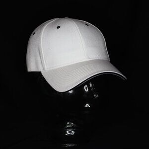 Classic White Baseball Cap – Clean, Crisp & Versatile 🤍